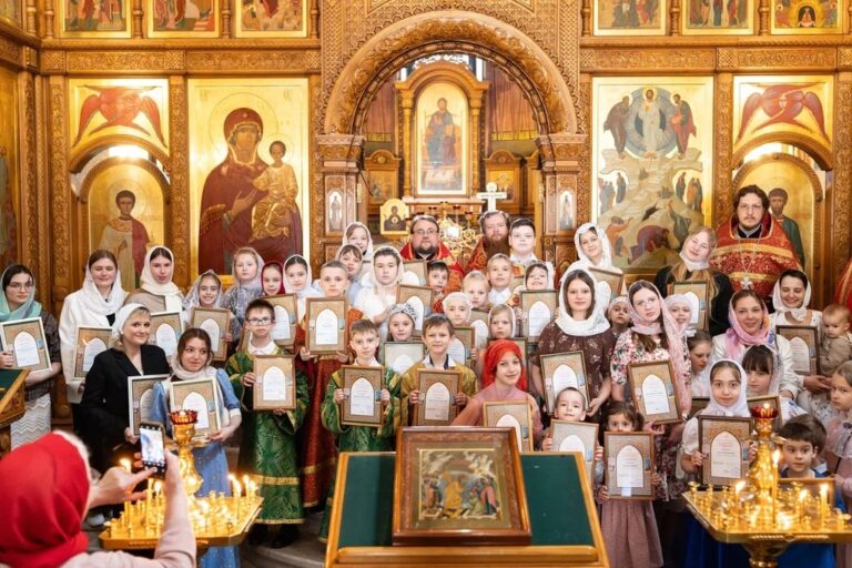 Выпускной воскресной школы «Фавор и Ермон» прошёл в Преображенском соборе города Люберцы