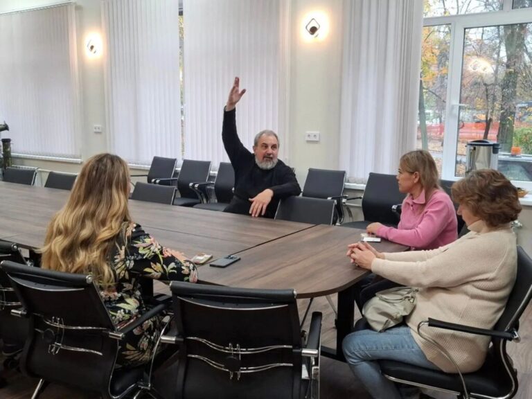 Встреча в женском клубе «Сила. Вера. Опора», посвящённая празднику Покрова Пресвятой Богородицы и Дню отца