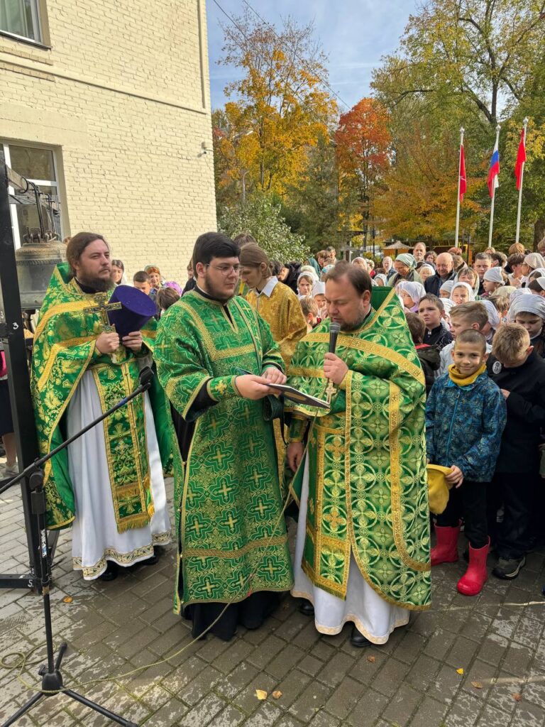 Престольный праздник в храме преподобного Сергия Радонежского посёлка Малаховка