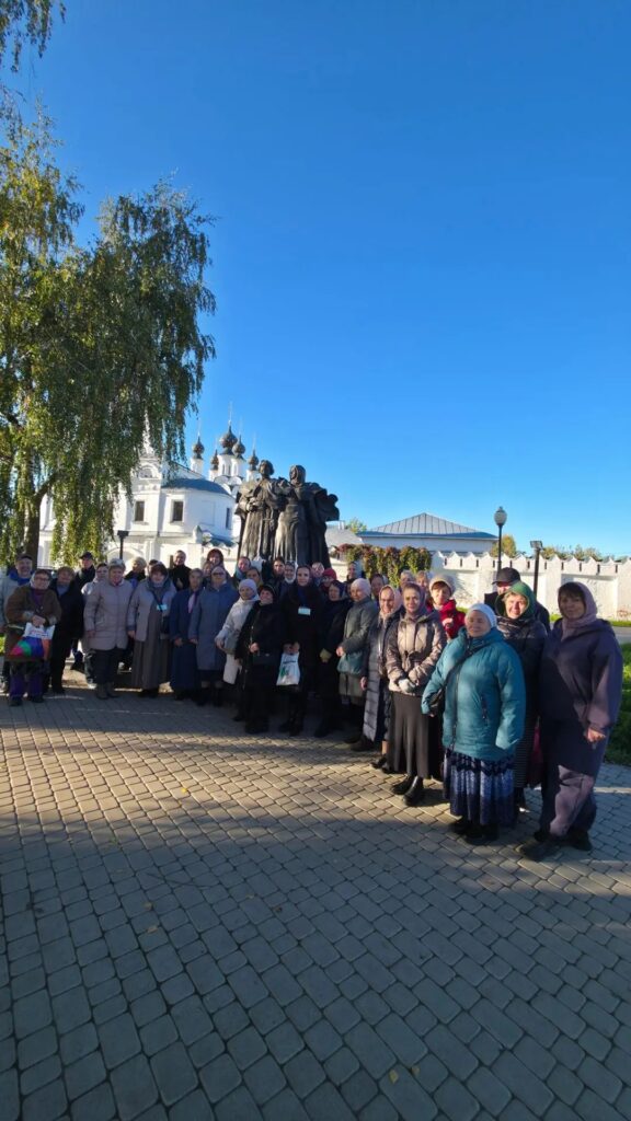 Паломническая поездка прихожан Преображенского собора города Люберцы в Дивеево и Муром